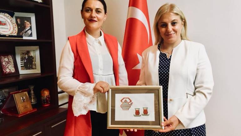Средба на градоначалничката на Могила со амбасадорката на Турција во Македонија